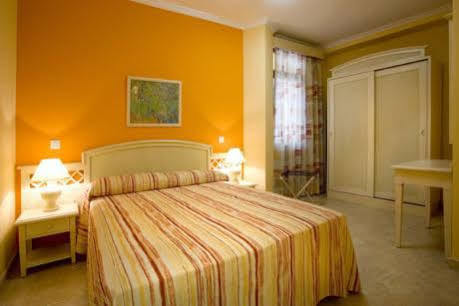 Villamar Aparthotel